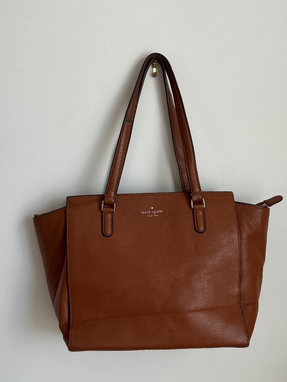 Beautiful KATE SPADE Pebbled Leather Jackson Handbag/Tote